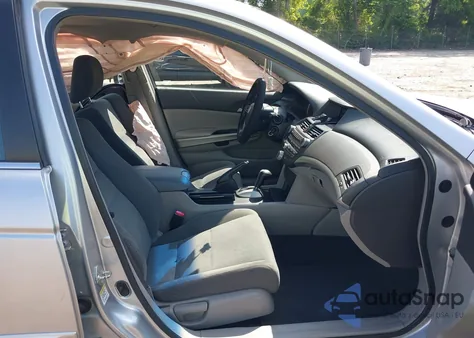 2008 Honda Accord 2.4 Ex from USA, damaged, VIN 1HGCP26748A124241